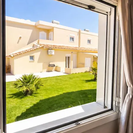 Verano Oasis Apartment_near The Sea-free Parking *
